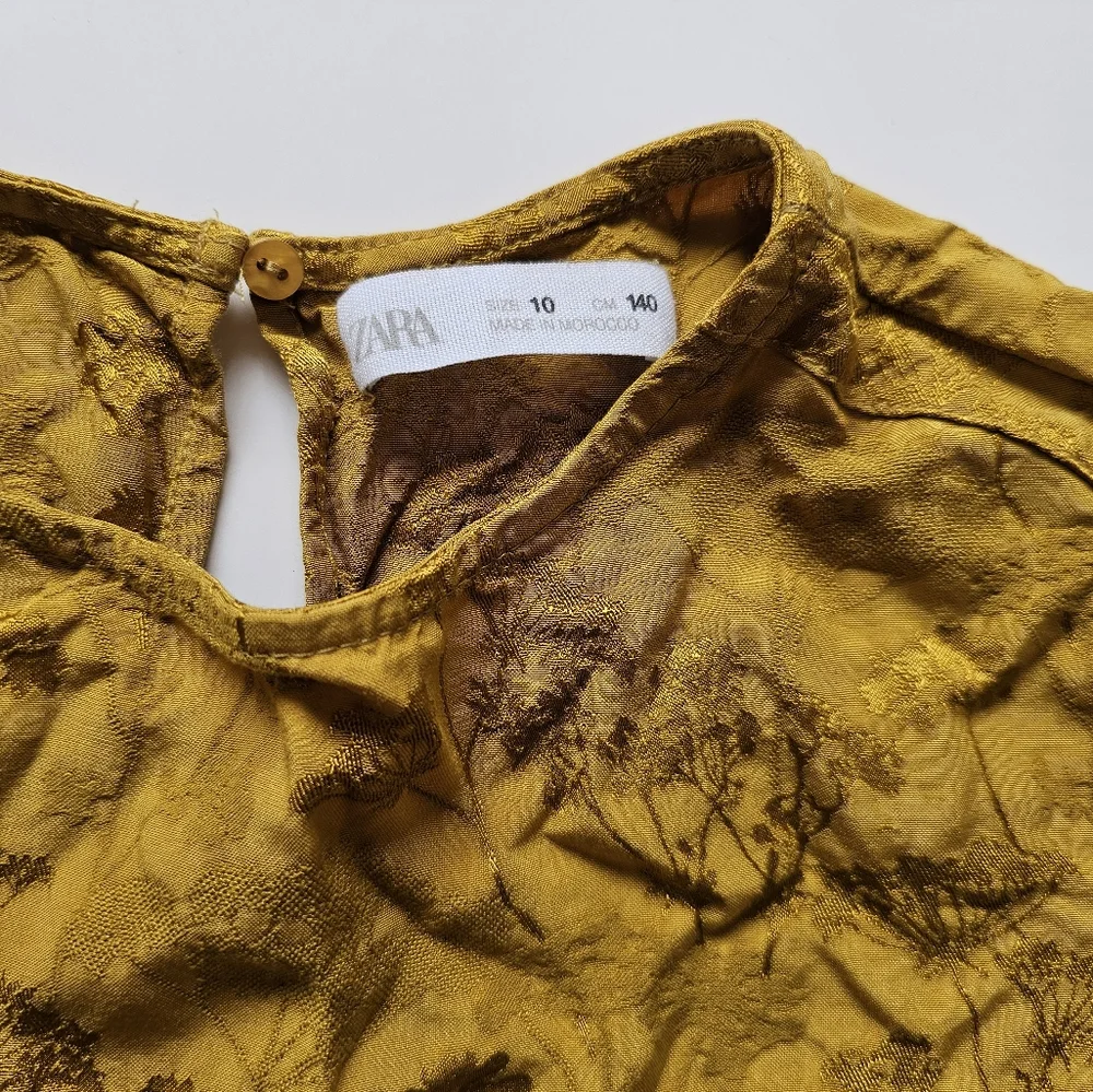 Zara 10 L Mustard Yellow Textured Dress - Picture 8 of 9